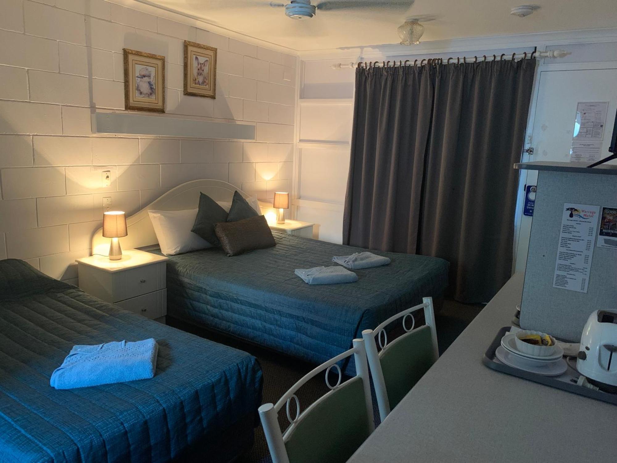 Warrego Motel Чарлвилл Экстерьер фото