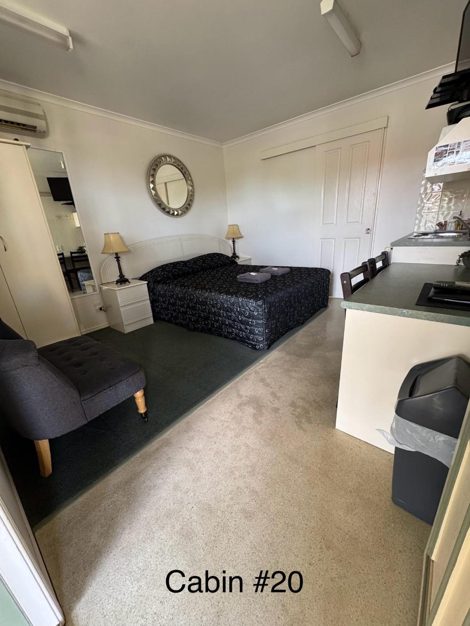 Warrego Motel Чарлвилл Экстерьер фото